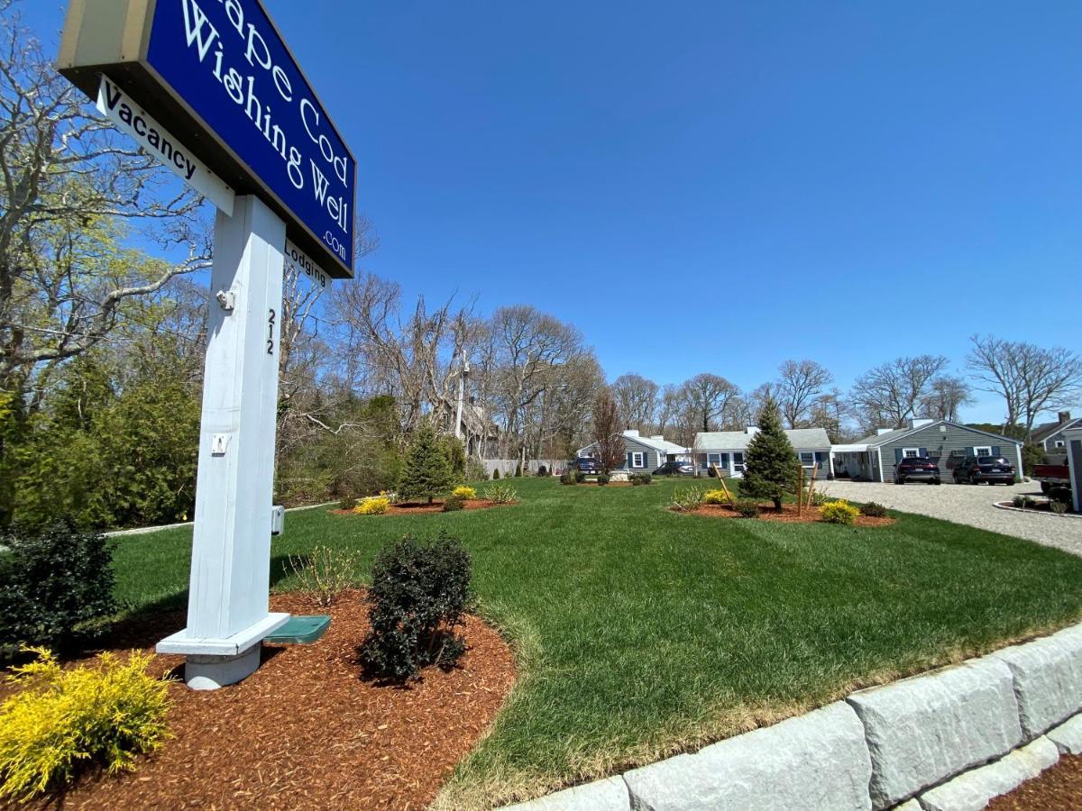 Cape Cod Wishing Well Motel ฮาริชพอร์ต ภายนอก รูปภาพ