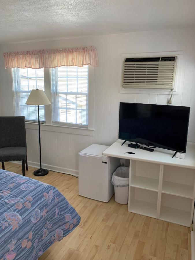 Cape Cod Wishing Well Motel ฮาริชพอร์ต ภายนอก รูปภาพ