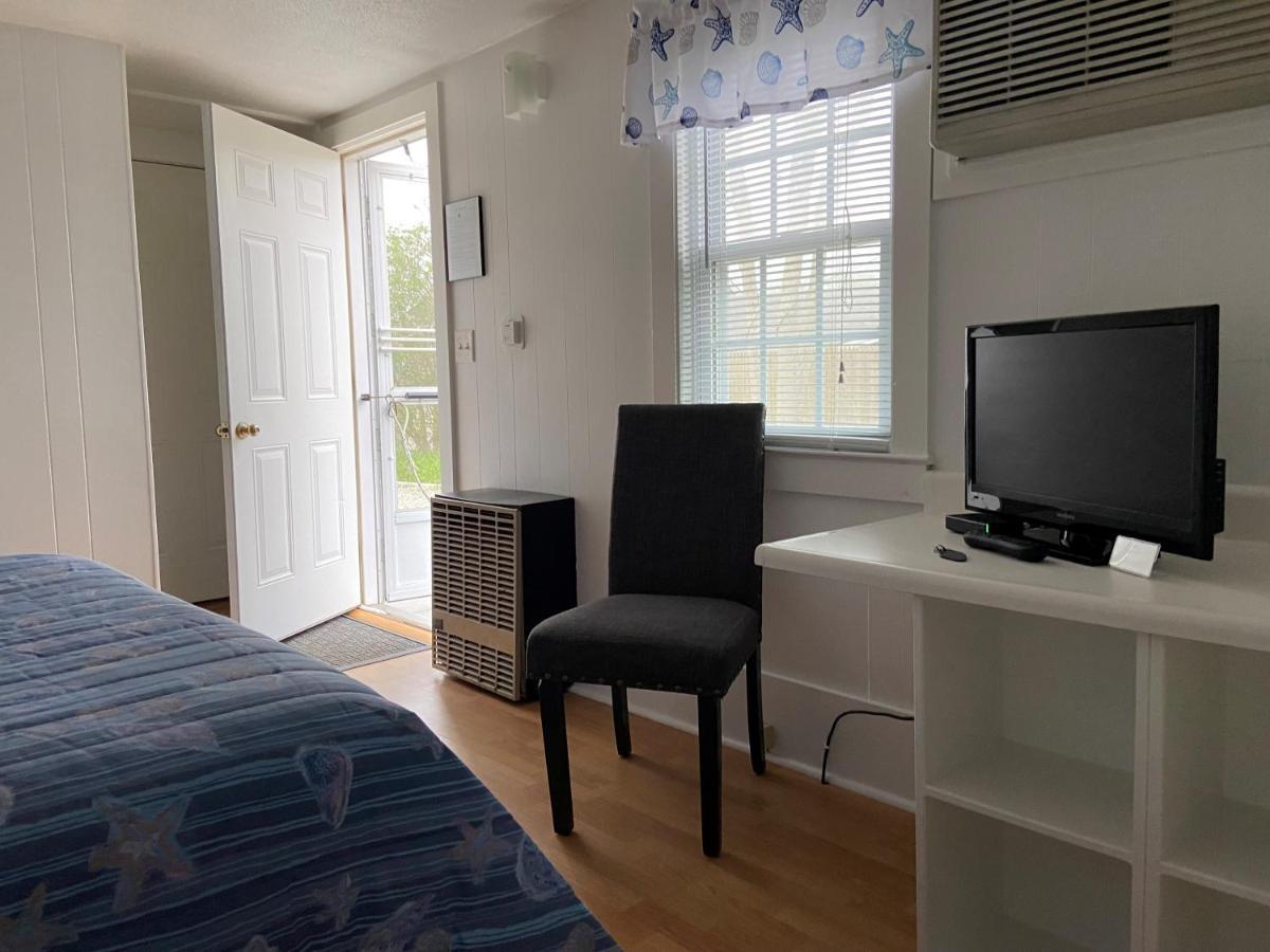 Cape Cod Wishing Well Motel ฮาริชพอร์ต ภายนอก รูปภาพ