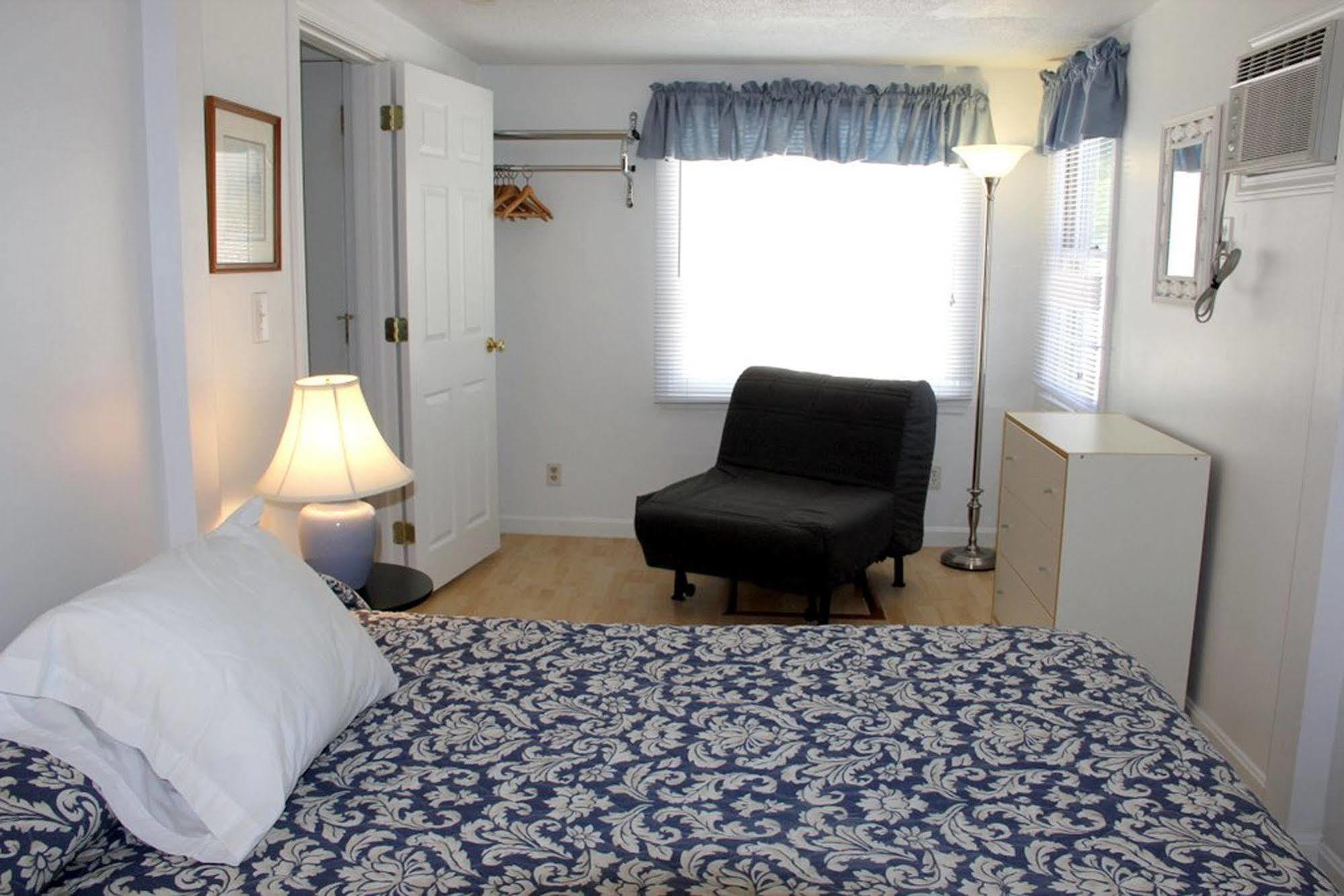 Cape Cod Wishing Well Motel ฮาริชพอร์ต ภายนอก รูปภาพ